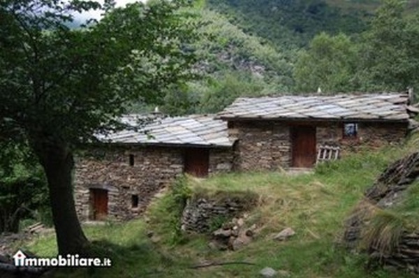 Click here for full details of this property for sale in Val Argentina, Italy.